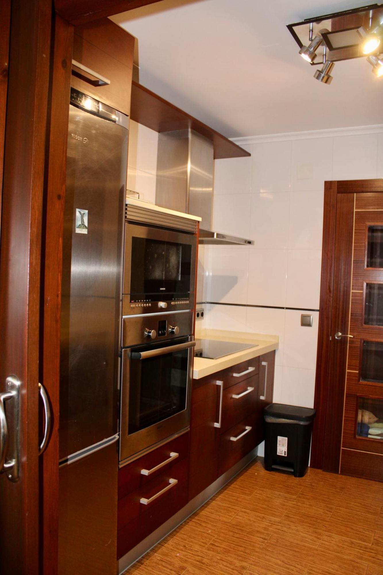 Chalet En Комилас Екстериор снимка