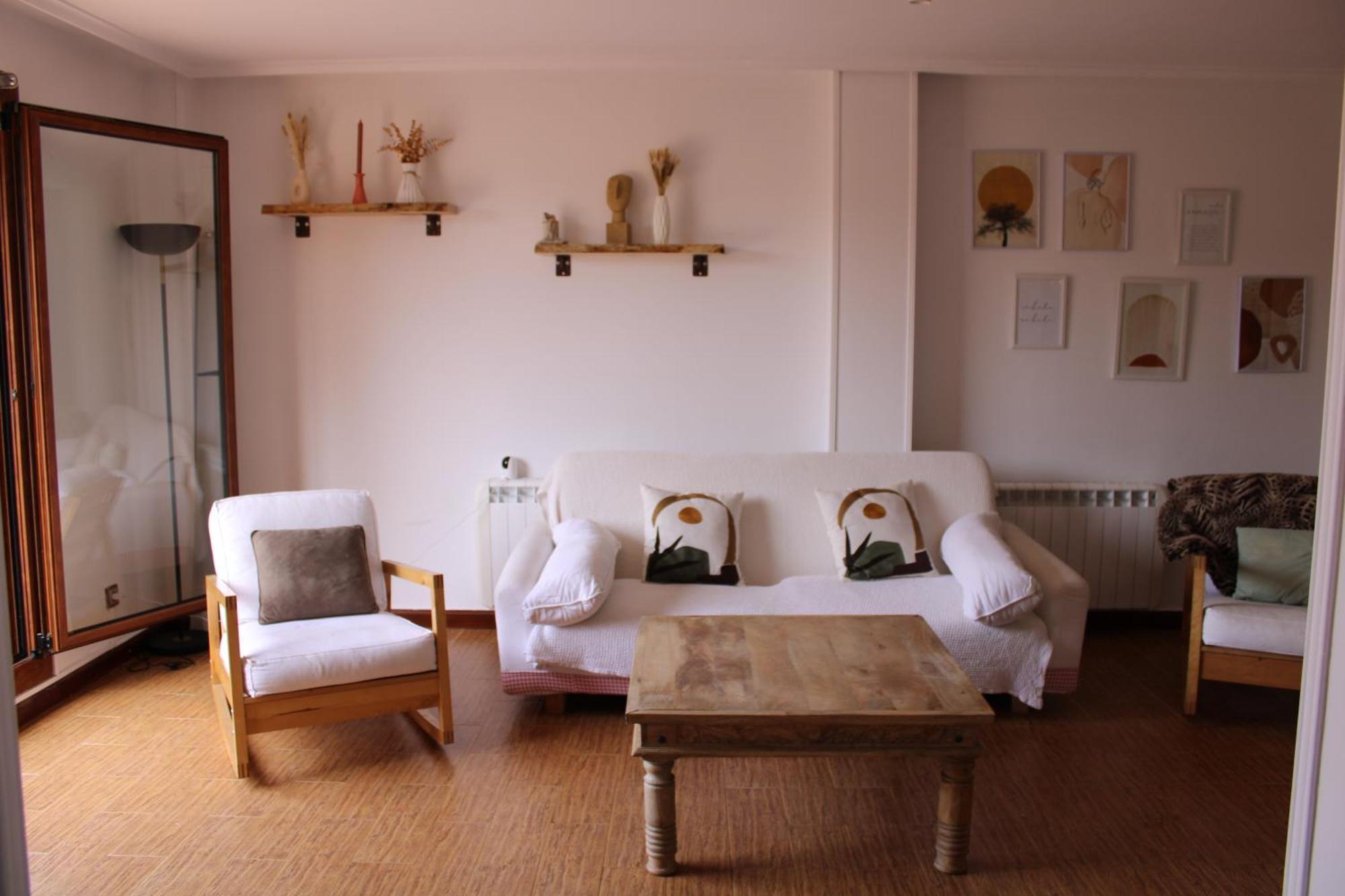 Chalet En Комилас Екстериор снимка