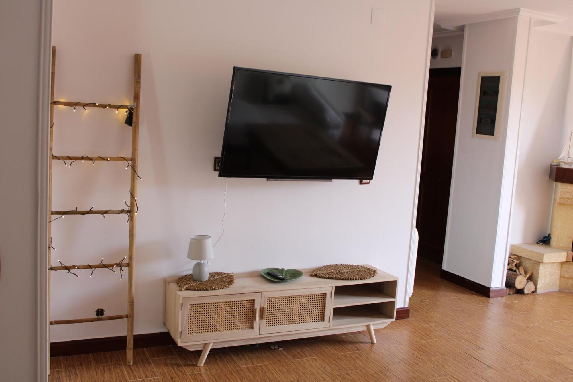 Chalet En Комилас Екстериор снимка